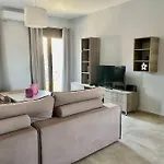 Sky View Apartment *
